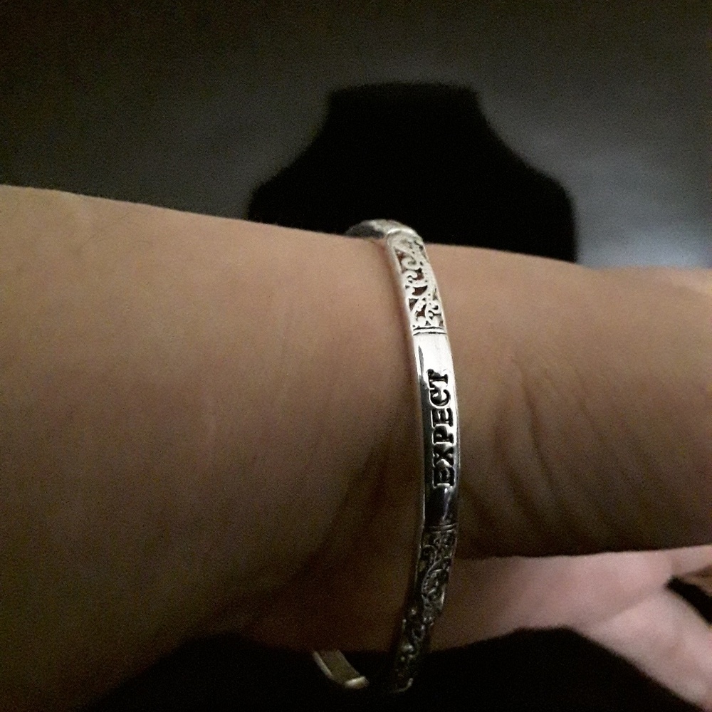 Expect Miracles bracelet - Picture 2 of 2